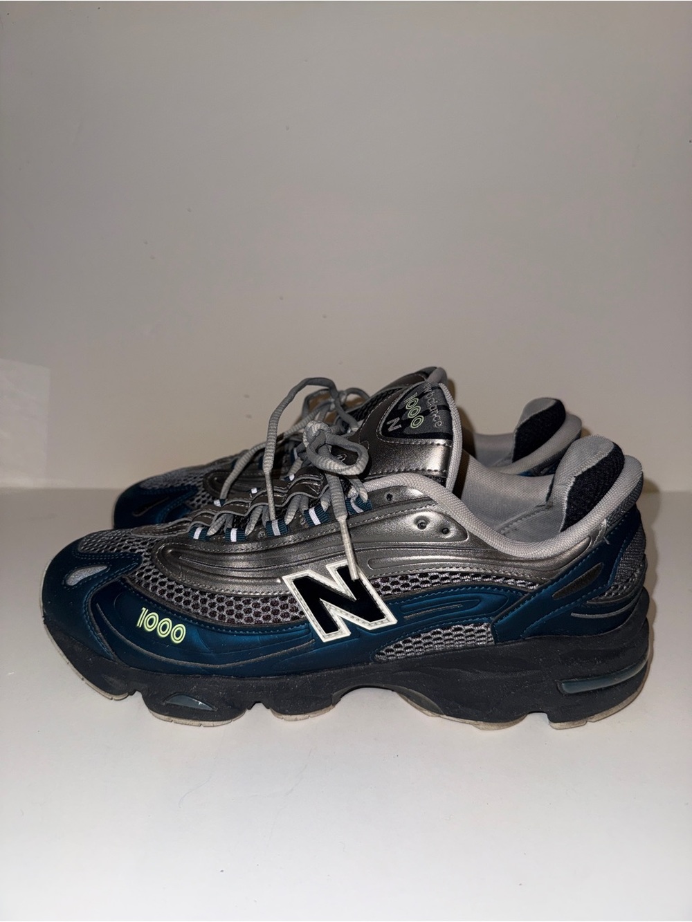 New Balance 1000 Men’s Sneakers in Navy and Silver
